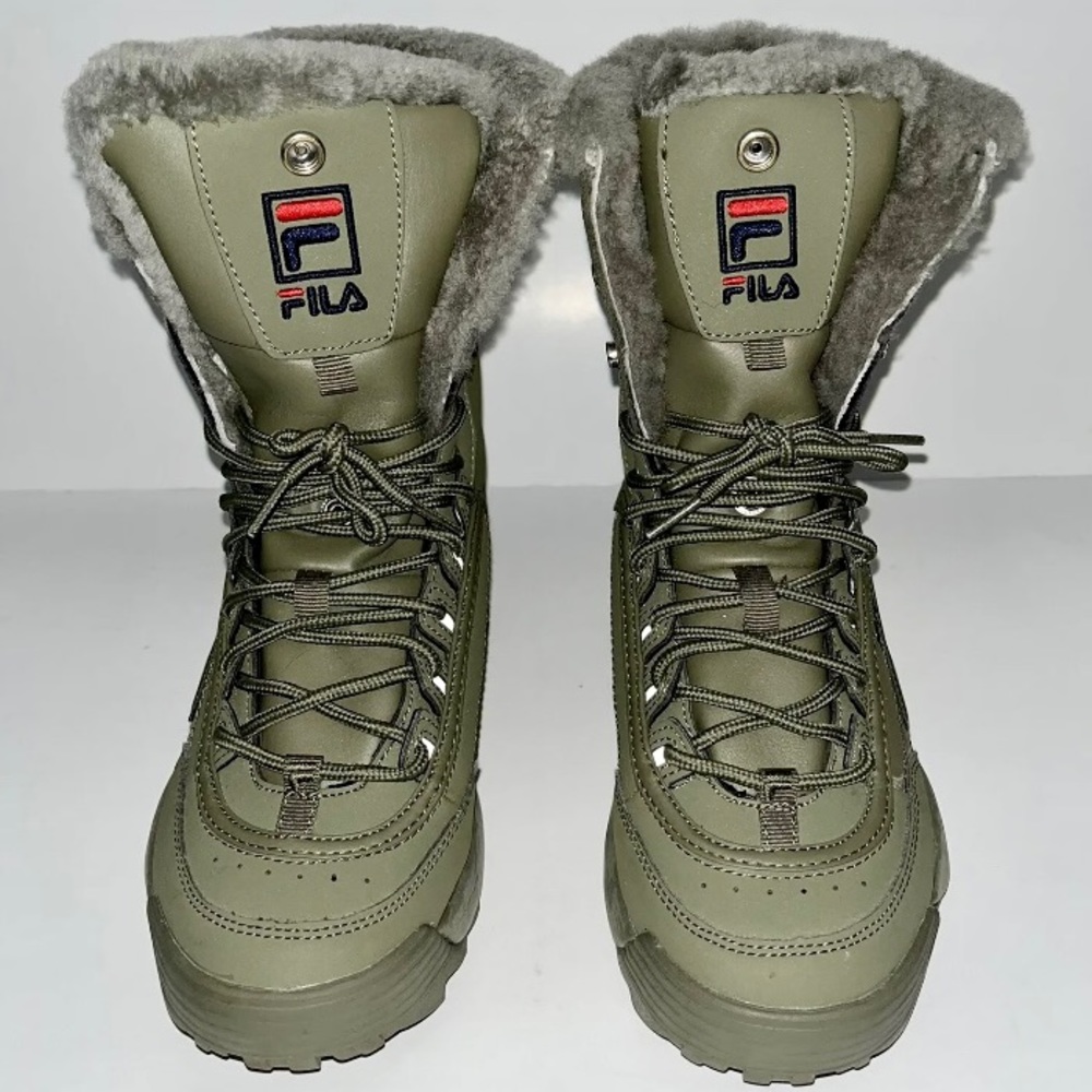 FILA Disruptor Eskimo Boots Women’s Size 8 Green Foldover Snap